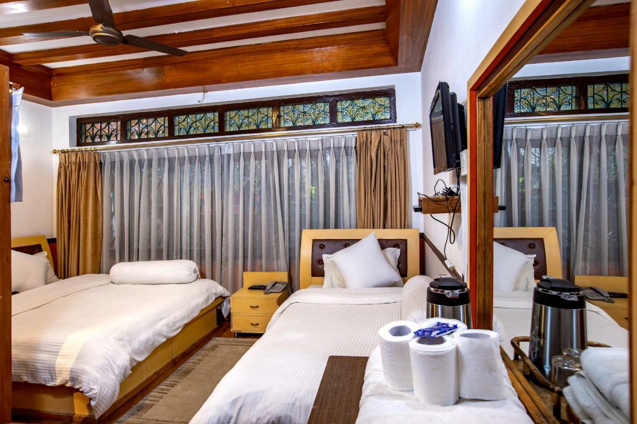 Shangrila Boutique Hotel Kathmandu Buitenkant foto