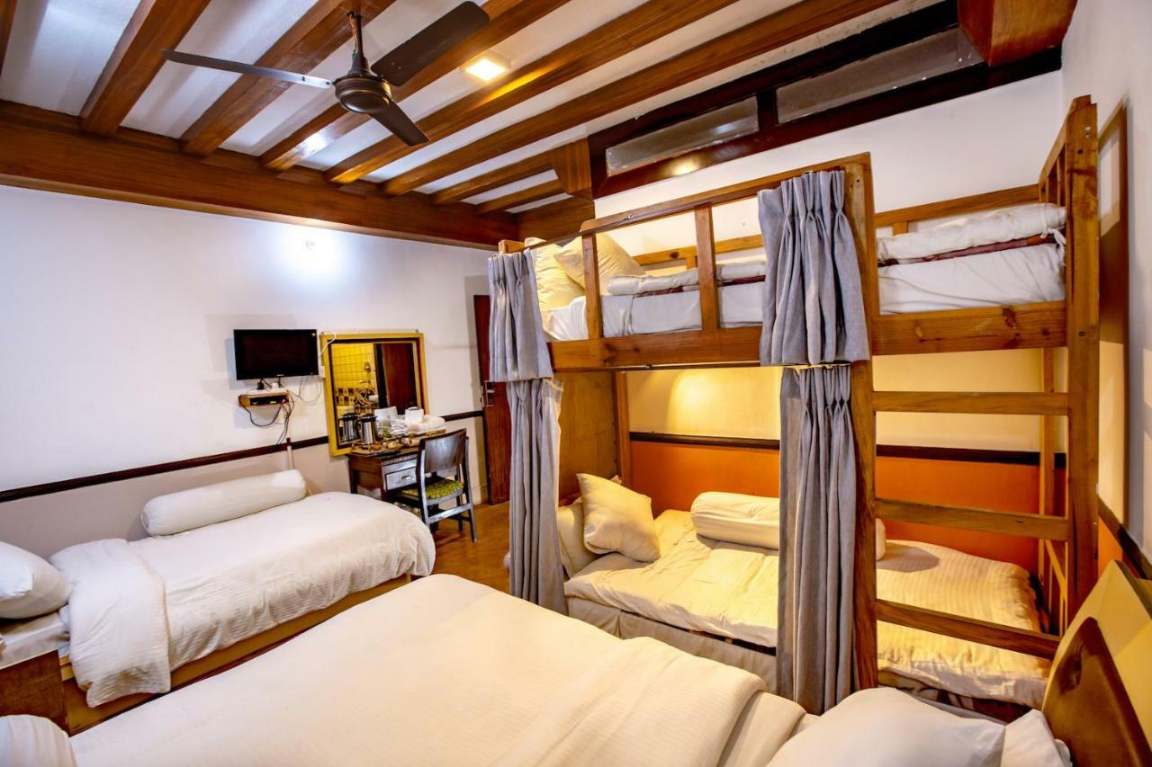 Shangrila Boutique Hotel Kathmandu Buitenkant foto